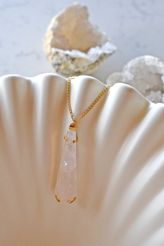 Colgante de Cuarzo Rosa Prisma Largo