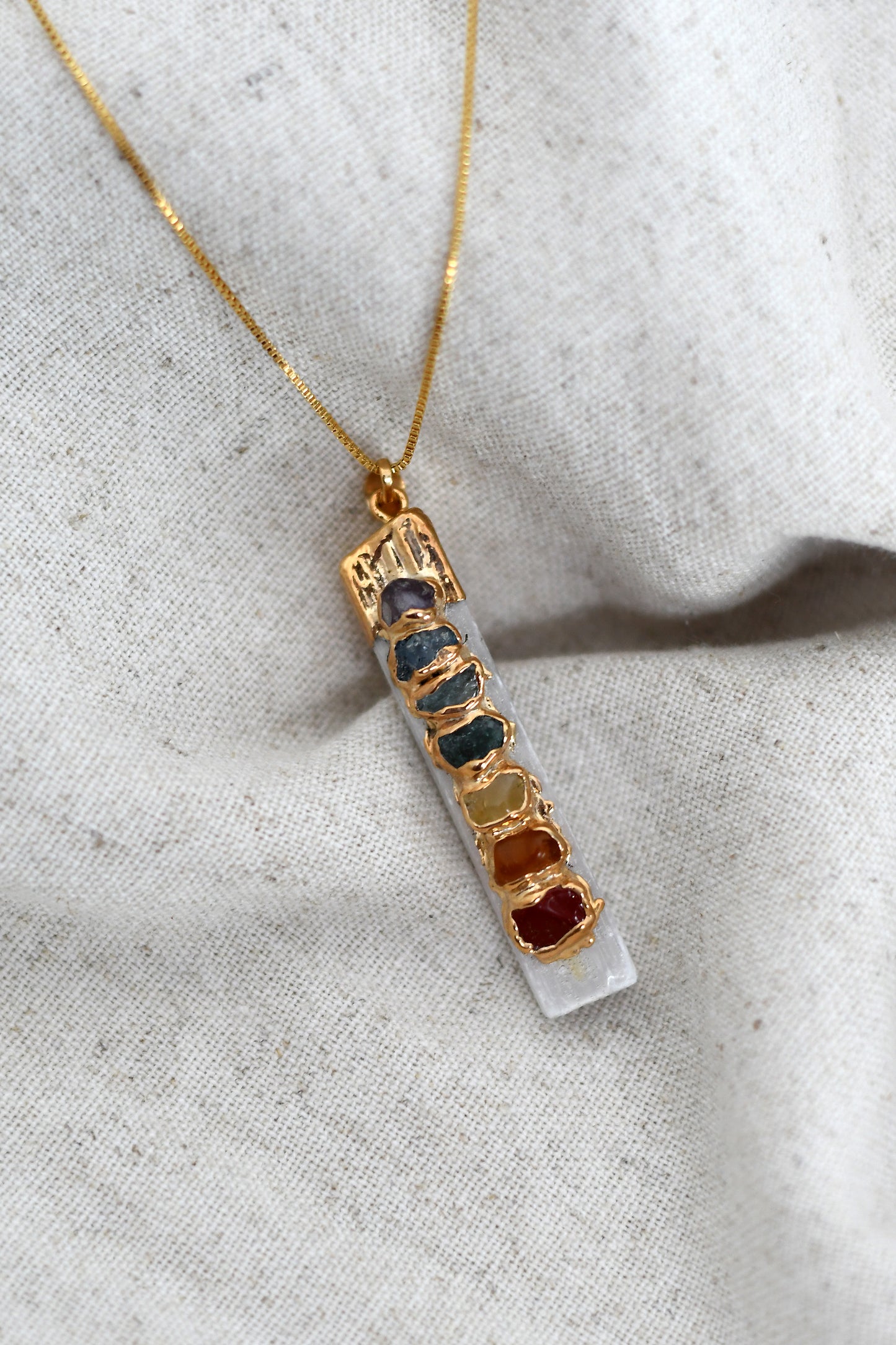 Colgante Selenita 7 Chakras - Oro