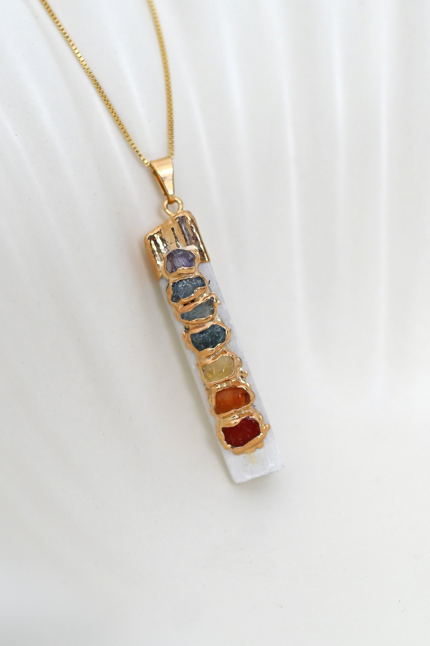 Colgante Selenita 7 Chakras - Oro