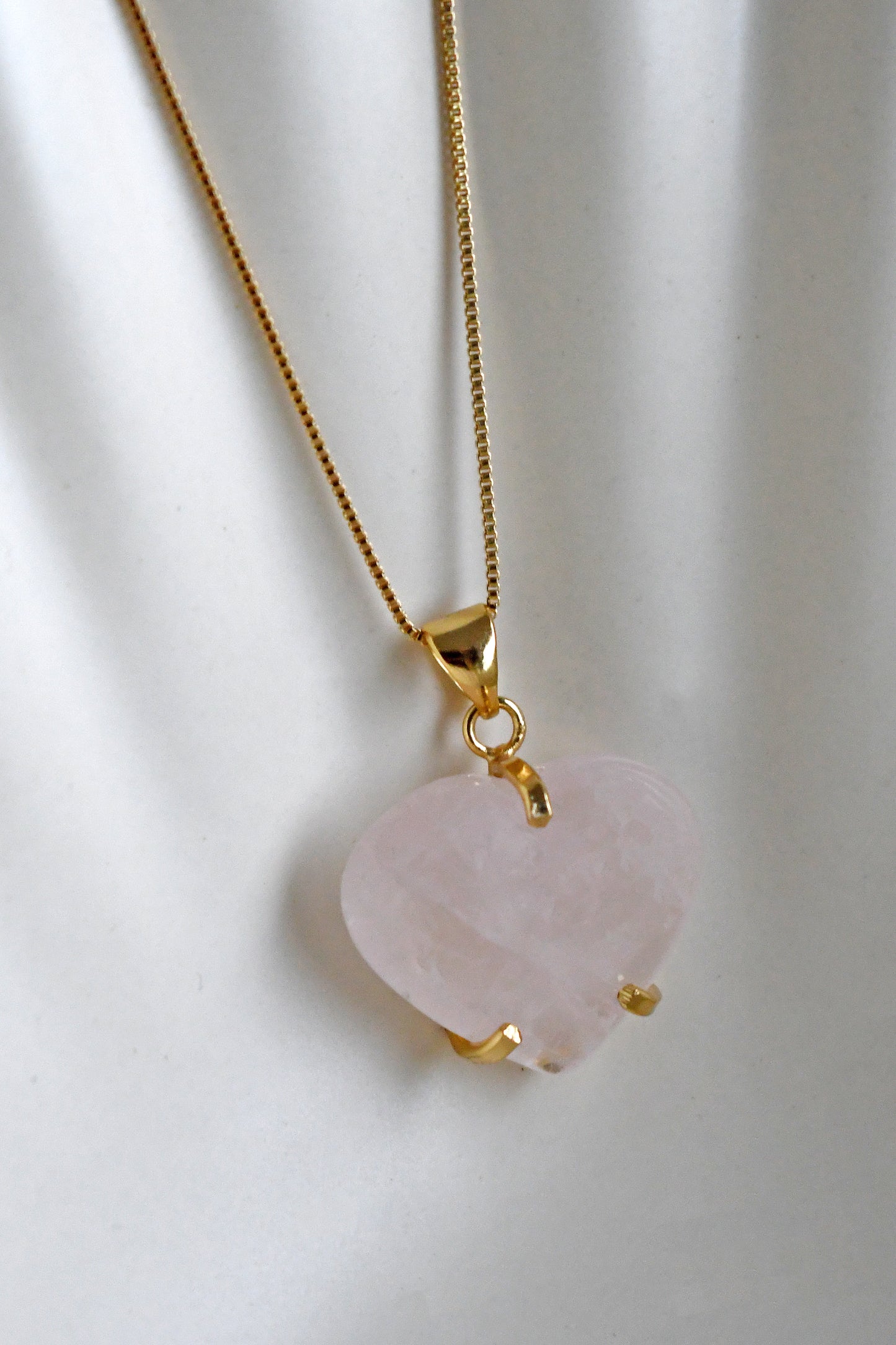 Colgante Cuarzo Rosa Corazon - Oro